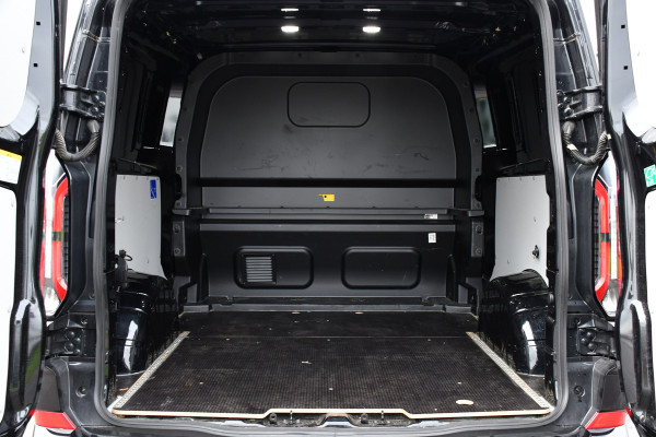 Ford Transit Custom 320 2.0 TDCI L2H1 Sport DC Black Edition Virtual, Adaptieve Cruise, Carplay, LED, 2 x Schuifdeur, 170pk, Stoelverwarming, Sensoren, BOM VOL! Ford Transit Custom 320 2.0 TDCI L2H1 Sport DC Black Edition Virtual, Adaptieve Cruise, Carplay, LED, 2 x Schuifdeur, 170pk, Stoelverwarming, Sensoren, BOM VOL!