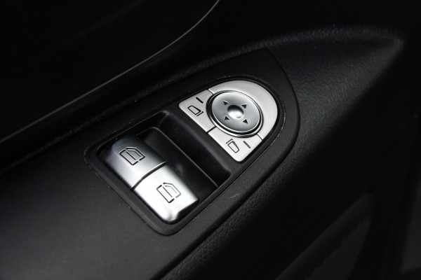 Mercedes-Benz Vito 116 CDI L2 Pro PB Edition Facelift! Camera, Cruise, Carplay, Keyless, 164pk, automaat, NAVI, MBUX, Uniek! Mercedes-Benz Vito 116 CDI L2 Pro PB Edition Facelift! Camera, Cruise, Carplay, Keyless, 164pk, automaat, NAVI, MBUX, Uniek!
