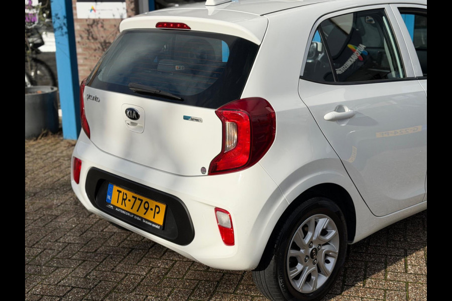 Kia Picanto 1.0 CVVT ComfortPlusLine Navigator 2018 AIRCO Kia Picanto 1.0 CVVT ComfortPlusLine Navigator 2018 AIRCO