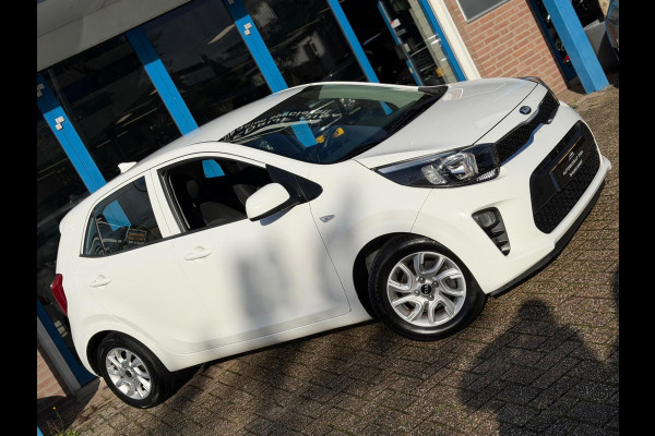 Kia Picanto 1.0 CVVT ComfortPlusLine Navigator 2018 AIRCO Kia Picanto 1.0 CVVT ComfortPlusLine Navigator 2018 AIRCO