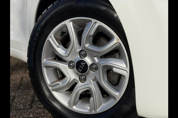 Kia Picanto 1.0 CVVT ComfortPlusLine Navigator 2018 AIRCO Kia Picanto 1.0 CVVT ComfortPlusLine Navigator 2018 AIRCO