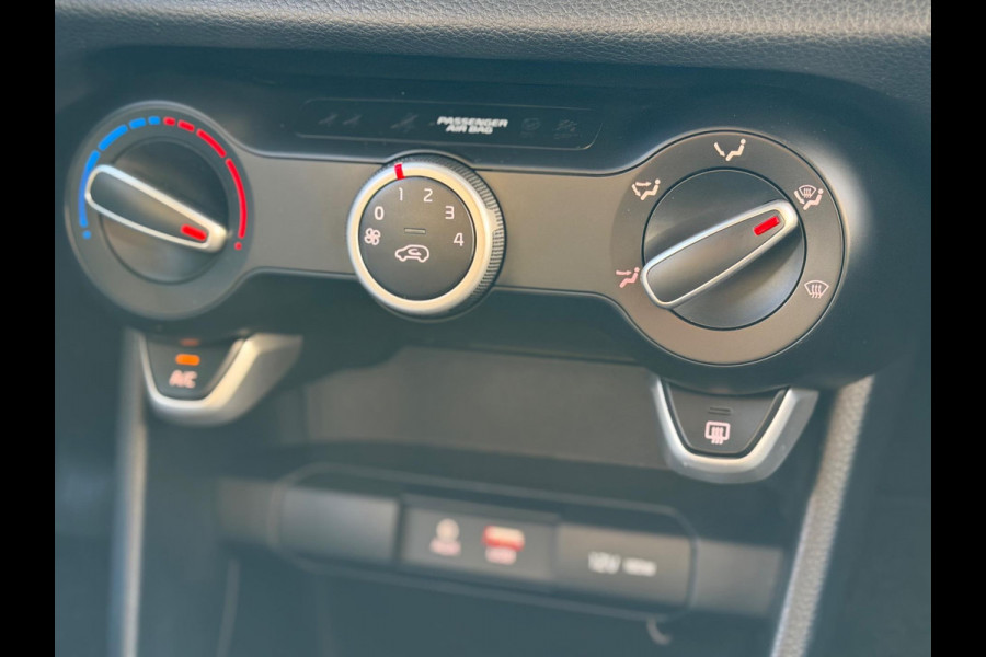 Kia Picanto 1.0 CVVT ComfortPlusLine Navigator 2018 AIRCO Kia Picanto 1.0 CVVT ComfortPlusLine Navigator 2018 AIRCO