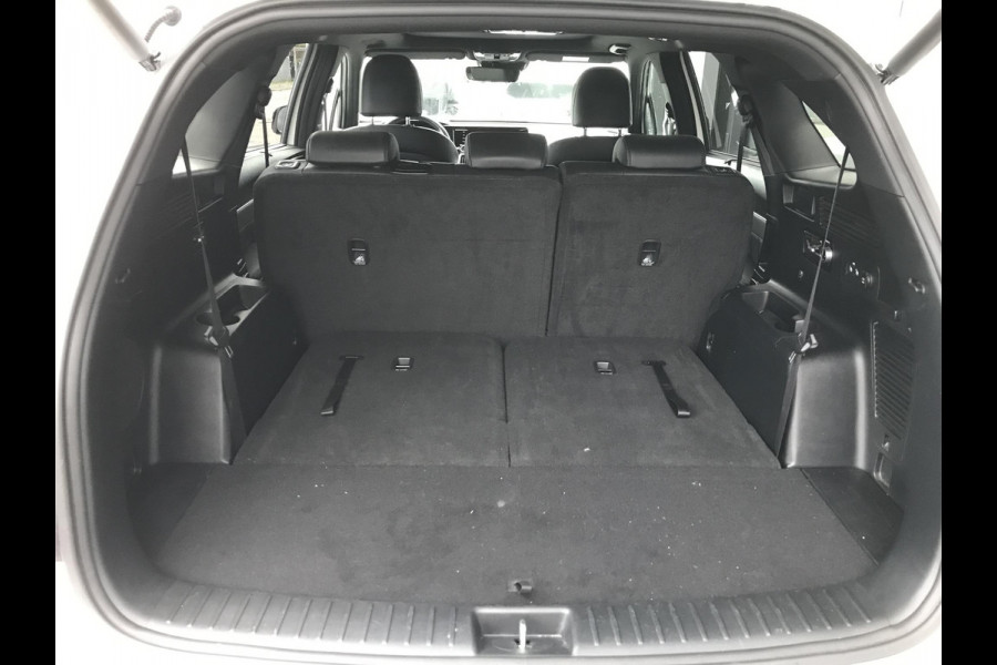 Kia Sorento 1.6 Plug-in 4WD ExecutiveLine 7pers. 1500KG Trekg. Kia Sorento 1.6 Plug-in 4WD ExecutiveLine 7pers. 1500KG Trekg.