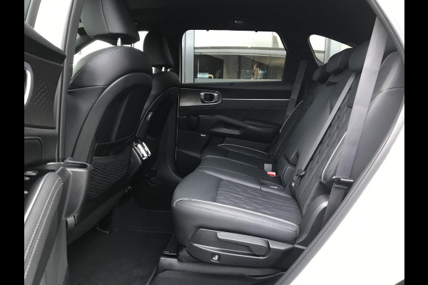 Kia Sorento 1.6 Plug-in 4WD ExecutiveLine 7pers. 1500KG Trekg. Kia Sorento 1.6 Plug-in 4WD ExecutiveLine 7pers. 1500KG Trekg.