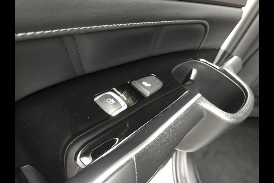 Kia Sorento 1.6 Plug-in 4WD ExecutiveLine 7pers. 1500KG Trekg. Kia Sorento 1.6 Plug-in 4WD ExecutiveLine 7pers. 1500KG Trekg.