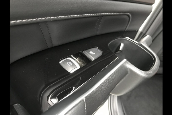 Kia Sorento 1.6 Plug-in 4WD ExecutiveLine 7pers. 1500KG Trekg. Kia Sorento 1.6 Plug-in 4WD ExecutiveLine 7pers. 1500KG Trekg.