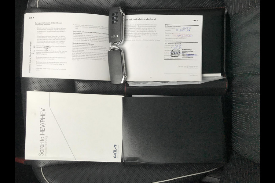 Kia Sorento 1.6 Plug-in 4WD ExecutiveLine 7pers. 1500KG Trekg. Kia Sorento 1.6 Plug-in 4WD ExecutiveLine 7pers. 1500KG Trekg.