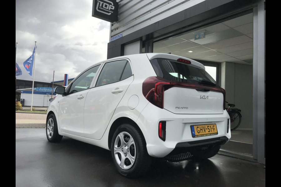 Kia Picanto 1.0 DynamicLine Automaat nieuwe model 7 JAAR GAR. Kia Picanto 1.0 DynamicLine Automaat nieuwe model 7 JAAR GAR.