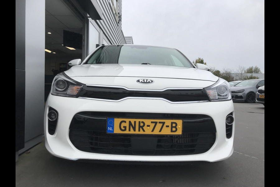 Kia Rio 1.0 DynamicLine 100pk zeer lage km Kia Rio 1.0 DynamicLine 100pk zeer lage km