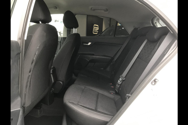 Kia Rio 1.0 DynamicLine 100pk zeer lage km Kia Rio 1.0 DynamicLine 100pk zeer lage km