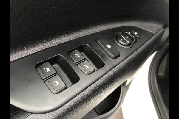 Kia Rio 1.0 DynamicLine 100pk zeer lage km Kia Rio 1.0 DynamicLine 100pk zeer lage km