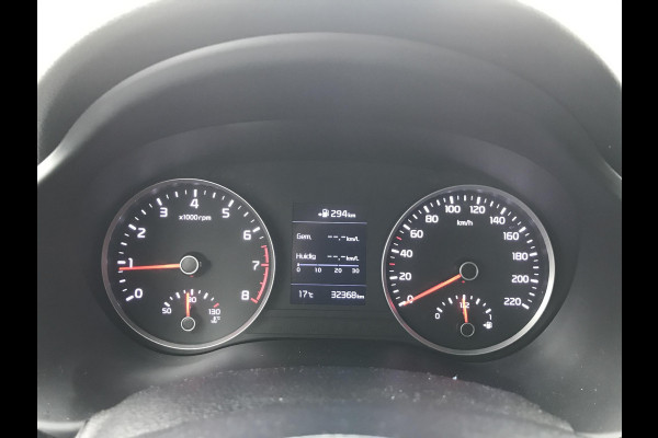 Kia Rio 1.0 DynamicLine 100pk zeer lage km Kia Rio 1.0 DynamicLine 100pk zeer lage km