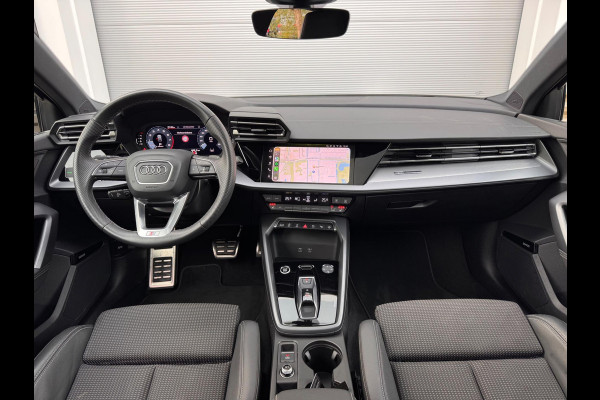 Audi A3 Sportback 35 TFSI S edition Pano/Sonos/Matrix/Blindspot Audi A3 Sportback 35 TFSI S edition Pano/Sonos/Matrix/Blindspot