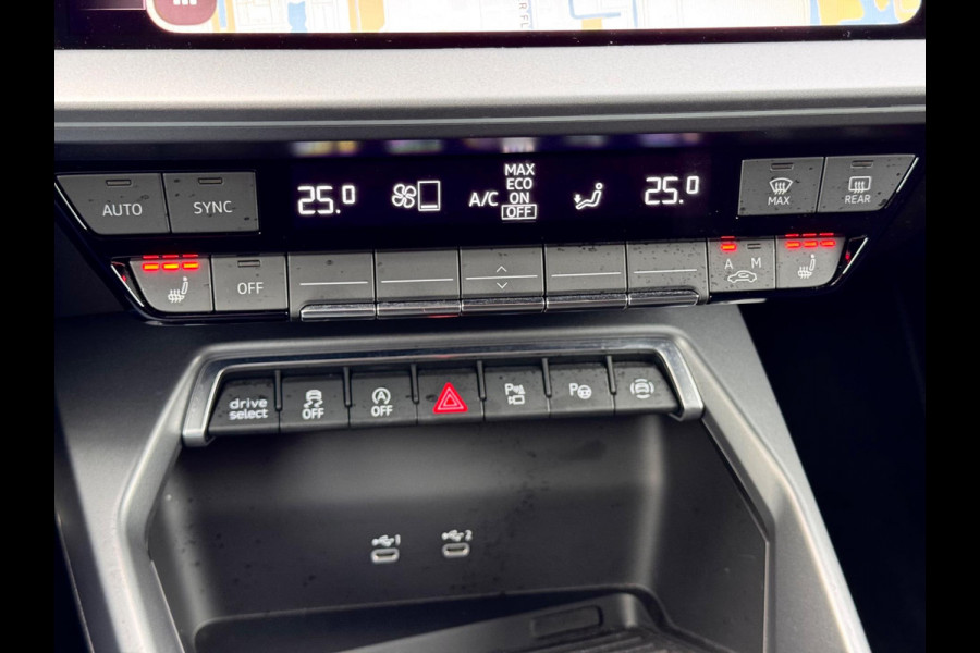 Audi A3 Sportback 35 TFSI S edition Pano/Sonos/Matrix/Blindspot Audi A3 Sportback 35 TFSI S edition Pano/Sonos/Matrix/Blindspot