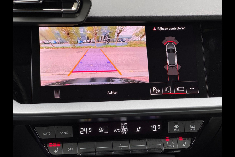 Audi A3 Sportback 35 TFSI S edition Pano/Sonos/Matrix/Blindspot Audi A3 Sportback 35 TFSI S edition Pano/Sonos/Matrix/Blindspot