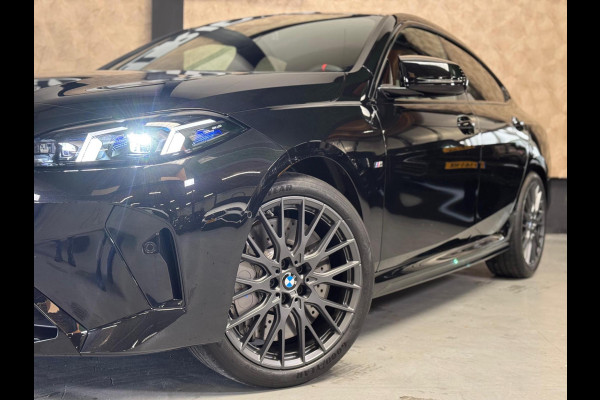 BMW 2 Serie Gran Coupé M235i xDrive 306 PK |M-sport Pro | Keyless | Harman/Kardon | Camera | schaalstoelen