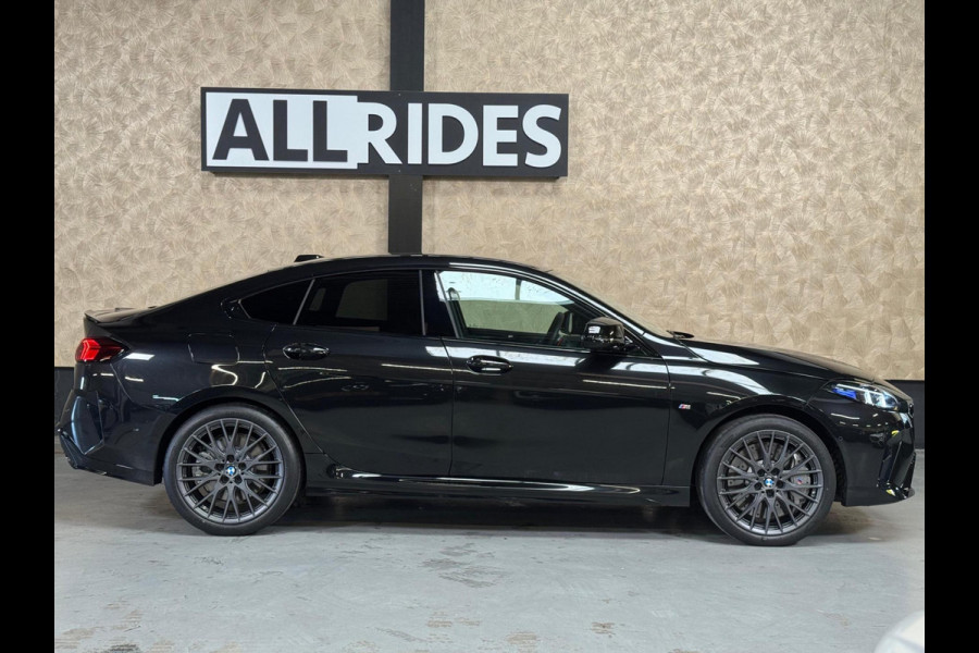 BMW 2 Serie Gran Coupé M235i xDrive 306 PK |M-sport Pro | Keyless | Harman/Kardon | Camera | schaalstoelen