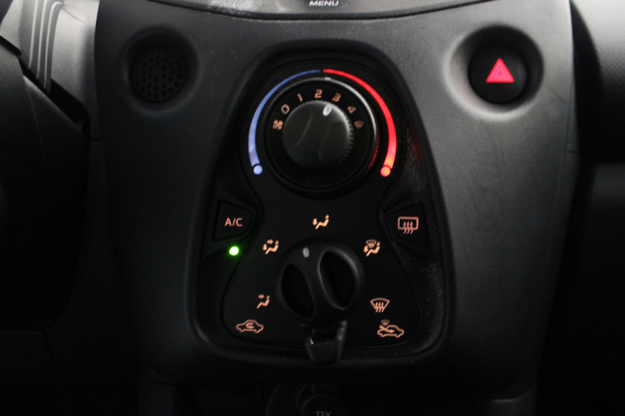 Toyota Aygo 1.0 VVT-i x-fun Toyota Aygo 1.0 VVT-i x-fun