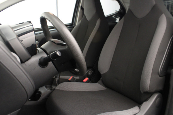 Toyota Aygo 1.0 VVT-i x-fun Toyota Aygo 1.0 VVT-i x-fun