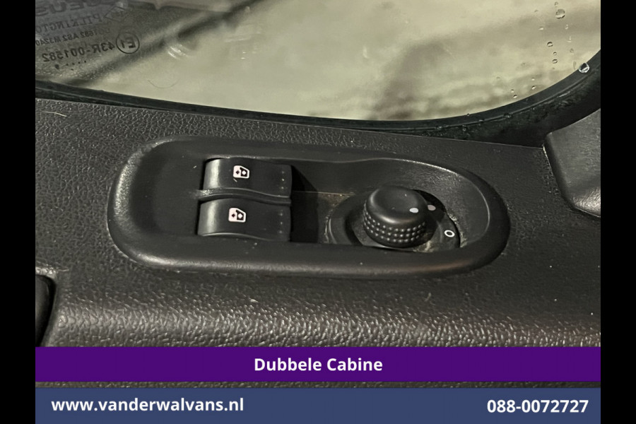 Opel Movano 2.3 Turbo 146pk L2H2 Dubbele cabine Euro6 Airco | Imperiaal | Omvormer | 2500kg Trekhaak Navigatie, Camera, Cruisecontrol, Parkeersensoren, 5-zits