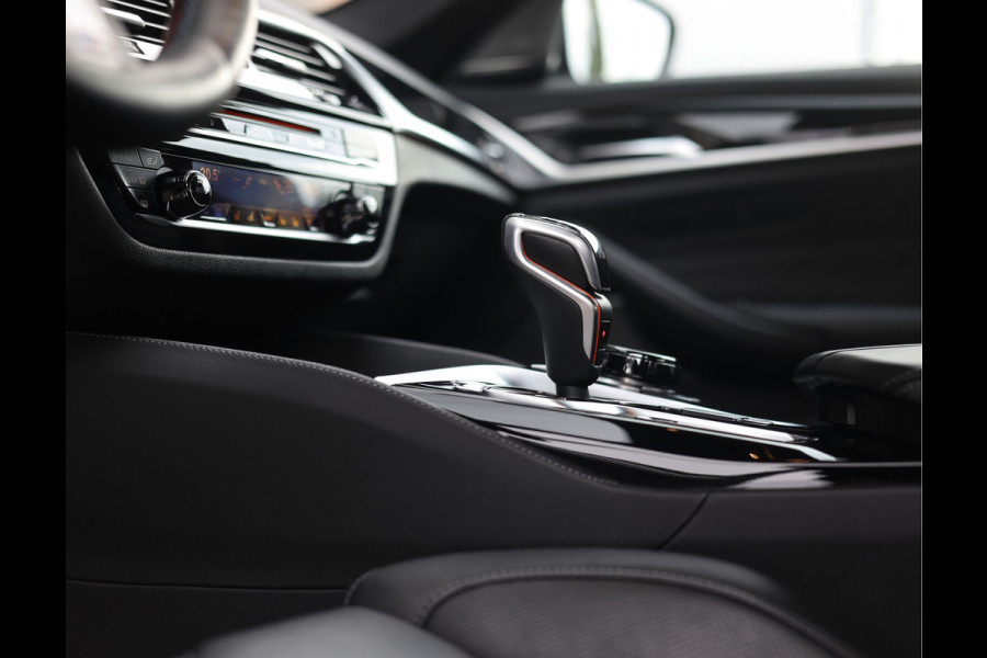 BMW 5 Serie M5 | M Drivers Pack - H&K - 360cam BMW 5 Serie M5 | M Drivers Pack - H&K - 360cam