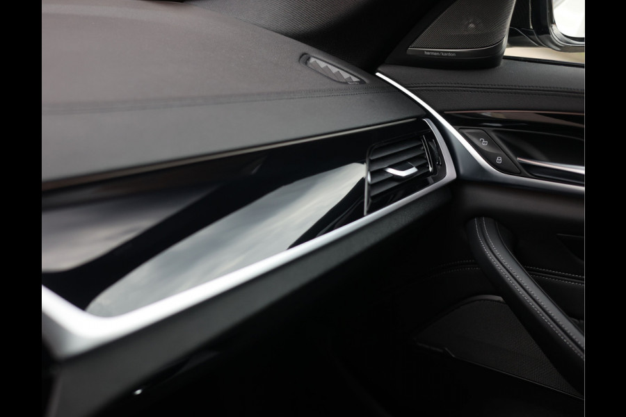 BMW 5 Serie M5 | M Drivers Pack - H&K - 360cam BMW 5 Serie M5 | M Drivers Pack - H&K - 360cam