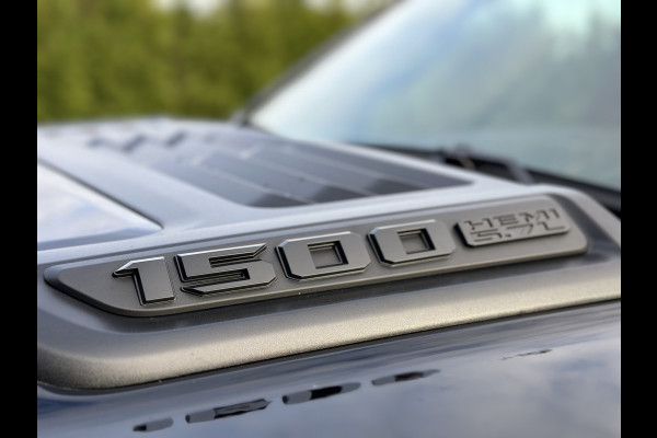 Dodge Ram 1500 5.7 V8 HEMI 400 PK / LIMITED NIGHT / HEADUP / RIJKLAAR INCL LPG-G3 / BPM VRIJ / LUCHTVERING / ADAPTIVE CRUISE / 22 INCH / L