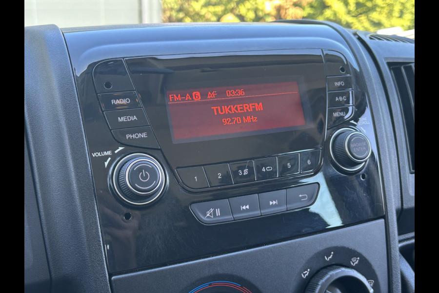 Citroën Jumper 2.2 BlueHDi 141 PK EURO 6 / L4 MAXI / KIPPER / 7 PERS / DUBBELE CABINE / PICK UP / 2.5 TONS TREKHAAK / LED Citroën Jumper 2.2 BlueHDi 141 PK EURO 6 / L4 MAXI / KIPPER / 7 PERS / DUBBELE CABINE / PICK UP / 2.5 TONS TREKHAAK / LED