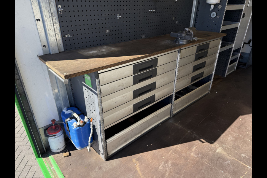 Renault Master T35 2.3 dCi 164 PK E6 / CLIXTAR 2.370 KG LAADVERMOGEN / MOBIELE WERKPLAATS / BOTT INRICHTING / CAMERA / AIRCO / CRUISE