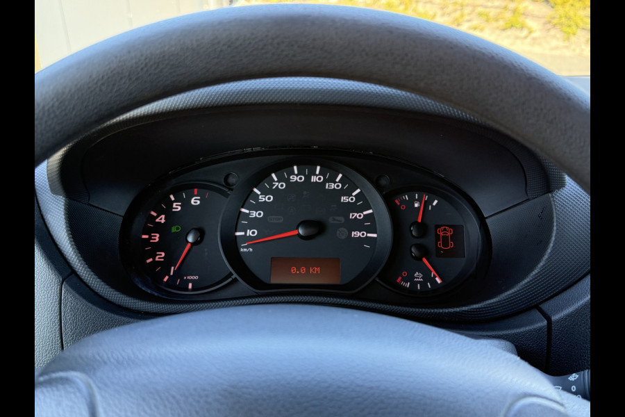 Renault Master T35 2.3 dCi 164 PK E6 / CLIXTAR 2.370 KG LAADVERMOGEN / MOBIELE WERKPLAATS / BOTT INRICHTING / CAMERA / AIRCO / CRUISE