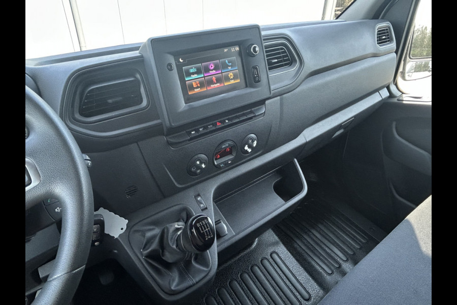 Renault Master T35 2.3 dCi 145 PK / L4H3 / MAXI WB 433 / DUBBEL LUCHT / INRICHTING / 3-ZITS / TREKHAAK / CAMERA / 3000 KG AHG /