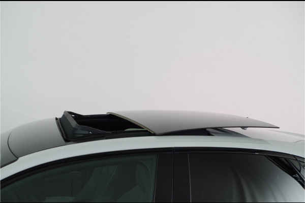 Audi Q3 Sportback 45 TFSI e S line Edition > 245pk/Pano.schuif/Black pakket/20inch/Audi Sound-systeem Audi Q3 Sportback 45 TFSI e S line Edition > 245pk/Pano.schuif/Black pakket/20inch/Audi Sound-systeem