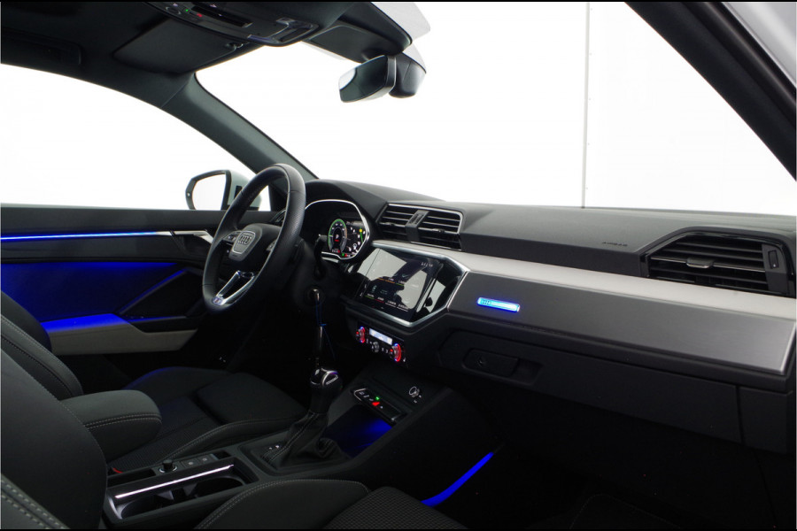 Audi Q3 Sportback 45 TFSI e S line Edition > 245pk/Pano.schuif/Black pakket/20inch/Audi Sound-systeem Audi Q3 Sportback 45 TFSI e S line Edition > 245pk/Pano.schuif/Black pakket/20inch/Audi Sound-systeem