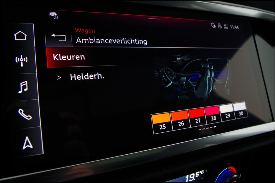 Audi Q3 Sportback 45 TFSI e S line Edition > 245pk/Pano.schuif/Black pakket/20inch/Audi Sound-systeem Audi Q3 Sportback 45 TFSI e S line Edition > 245pk/Pano.schuif/Black pakket/20inch/Audi Sound-systeem