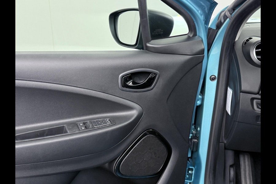 Renault ZOE R110 Life 52 kWh KOOP ACCU ! | RIJKLAARPRIJS INCL. 12MND BOVAG Renault ZOE R110 Life 52 kWh KOOP ACCU ! | RIJKLAARPRIJS INCL. 12MND BOVAG