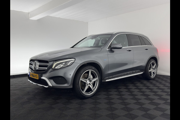 Mercedes-Benz GLC 350e 4MATIC Premium Plus Plug-in Aut. *LUXURY-LEATHER | FULL-LED | BLIND-SPOT | HEATED-SPORTSEATS | CAMERA | KEYLESS | AIR-SUSPENSION | ADAPTIVE-CRUISE | PRIVACY-GLASS | NAVI-FULLMAP | 20''ALU*