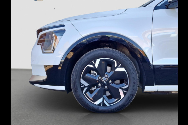 Kia Niro EV Edition Advanced 64.8 kWh | Automaat | Navi | Camera | Cruise | Stoel & Stuurverwarming | Key-Less | Sensoren |