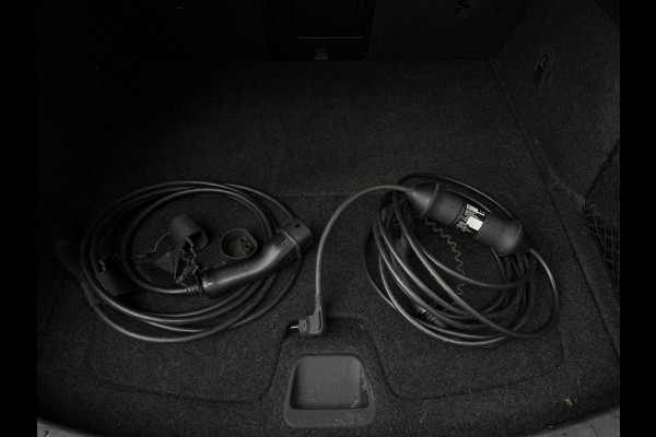 Polestar 2 Long Range Dual Performace Pack | Trekhaak | Panorama | 360 Camera | Harman Kardon |