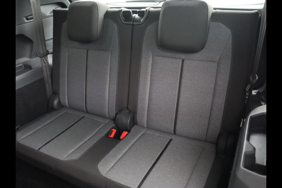 Seat Tarraco 1.5 TSI Style 7-Persoons | Trekhaak | Park Assist | Camera | Carplay | 18'' | Climate control | Cruise control | Full LED Seat Tarraco 1.5 TSI Style 7-Persoons | Trekhaak | Park Assist | Camera | Carplay | 18'' | Climate control | Cruise control | Full LED