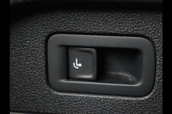 Seat Tarraco 1.5 TSI Style 7-Persoons | Trekhaak | Park Assist | Camera | Carplay | 18'' | Climate control | Cruise control | Full LED Seat Tarraco 1.5 TSI Style 7-Persoons | Trekhaak | Park Assist | Camera | Carplay | 18'' | Climate control | Cruise control | Full LED