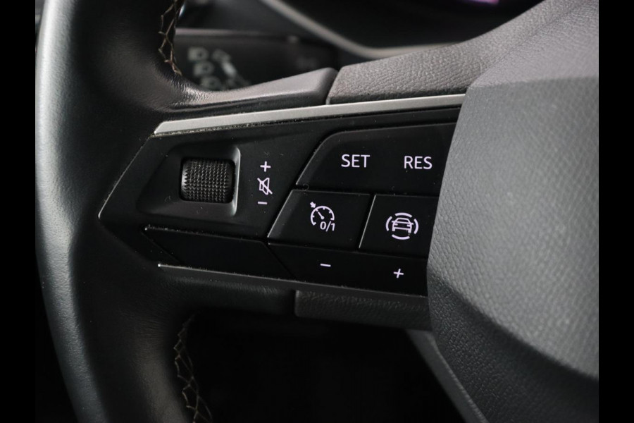 Seat Tarraco 1.5 TSI Style 7-Persoons | Trekhaak | Park Assist | Camera | Carplay | 18'' | Climate control | Cruise control | Full LED Seat Tarraco 1.5 TSI Style 7-Persoons | Trekhaak | Park Assist | Camera | Carplay | 18'' | Climate control | Cruise control | Full LED