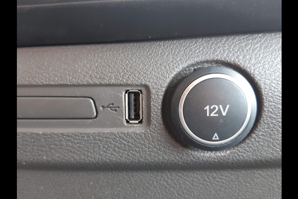 Ford Transit 2.0 TDCI L2H2 Trend Airco Cruisecontrol Parkeersensors Imperiaal trap op achterdeur Ford Transit 2.0 TDCI L2H2 Trend Airco Cruisecontrol Parkeersensors Imperiaal trap op achterdeur