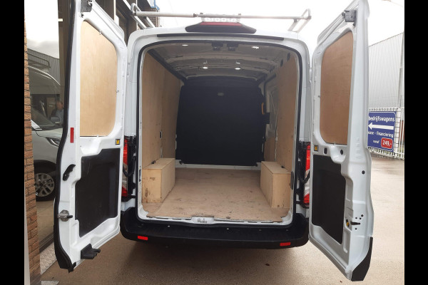 Ford Transit 2.0 TDCI L2H2 Trend Airco Cruisecontrol Parkeersensors Imperiaal trap op achterdeur Ford Transit 2.0 TDCI L2H2 Trend Airco Cruisecontrol Parkeersensors Imperiaal trap op achterdeur