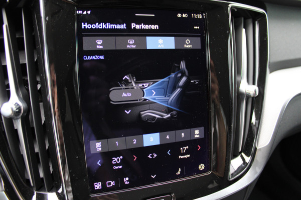 Volvo V60 2.0 T6 Plug-in hybrid AWD Plus Dark | Panoramadak | Trekhaak | H/K | 360 Camera Volvo V60 2.0 T6 Plug-in hybrid AWD Plus Dark | Panoramadak | Trekhaak | H/K | 360 Camera