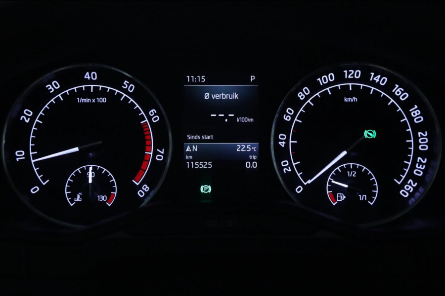 Škoda Superb 1.4 TSI ACT / PANODAK / DODEHOEK / ACC / MEMORY / CAMERA