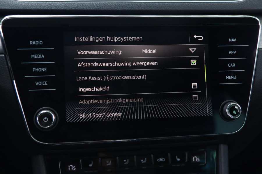 Škoda Superb 1.4 TSI ACT / PANODAK / DODEHOEK / ACC / MEMORY / CAMERA