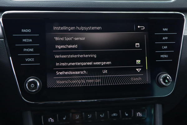 Škoda Superb 1.4 TSI ACT / PANODAK / DODEHOEK / ACC / MEMORY / CAMERA