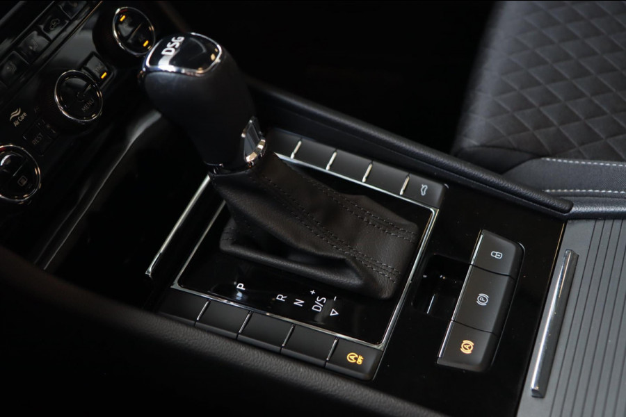 Škoda Superb 1.4 TSI ACT / PANODAK / DODEHOEK / ACC / MEMORY / CAMERA