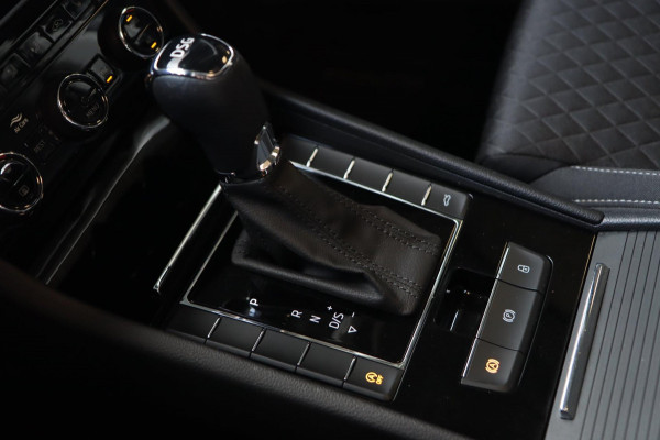 Škoda Superb 1.4 TSI ACT / PANODAK / DODEHOEK / ACC / MEMORY / CAMERA