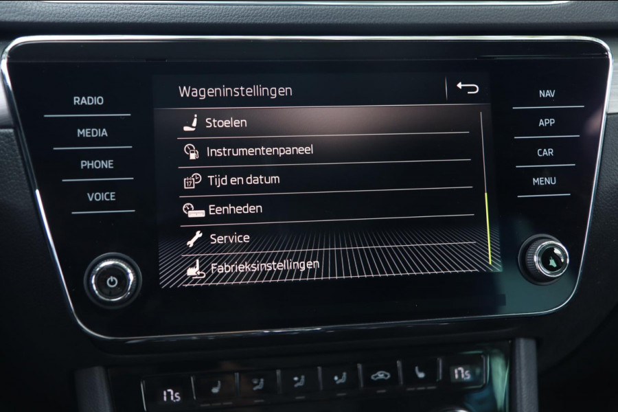 Škoda Superb 1.4 TSI ACT / PANODAK / DODEHOEK / ACC / MEMORY / CAMERA